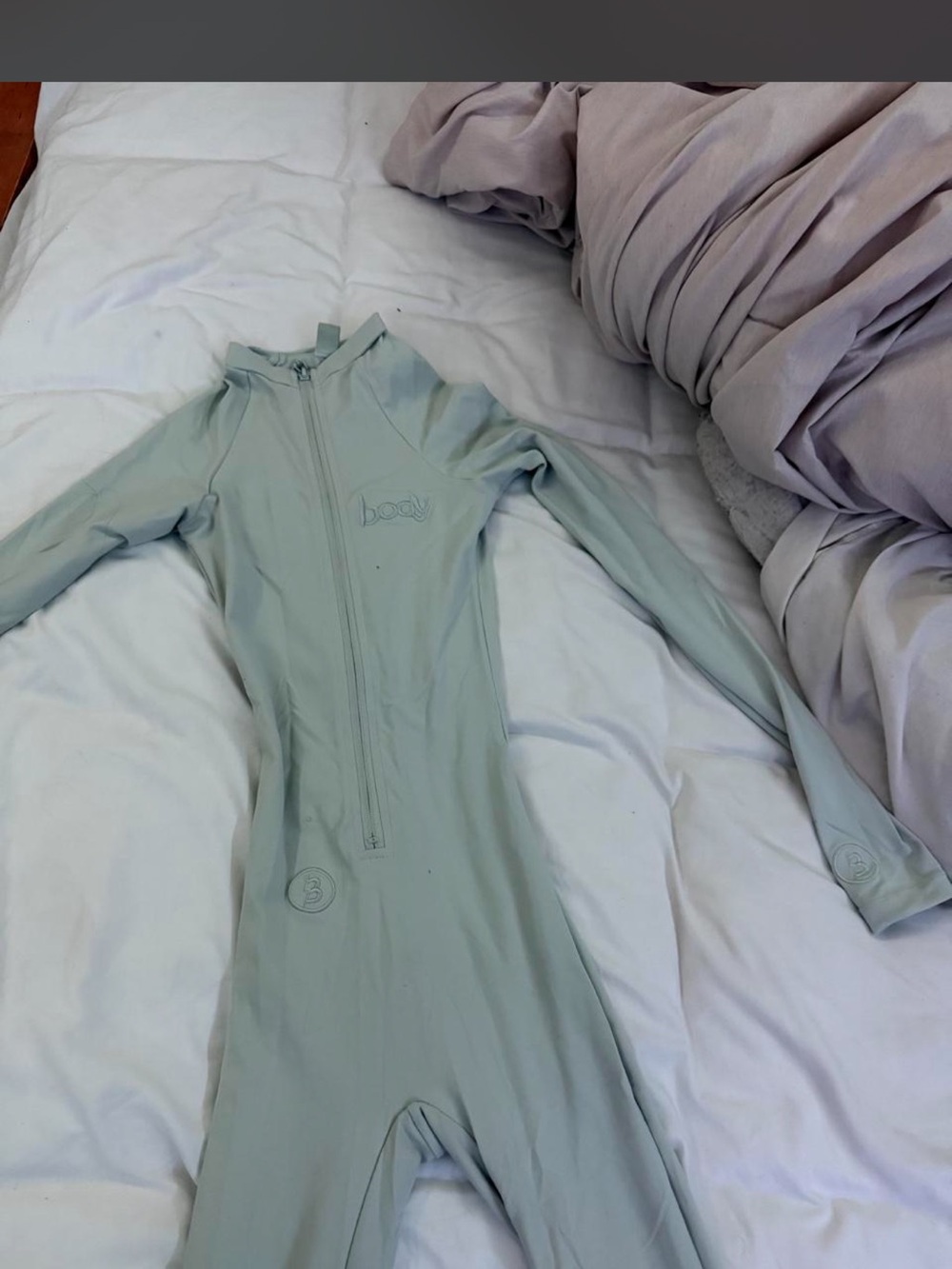 Women's Sage Green Straight-Leg Jumpsuit - Body